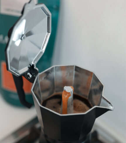 Cafetera italiana hudson 6 pocillos negra mate negra macondo