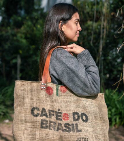 Bolso de arpillera café do Brasil Macondo Verde