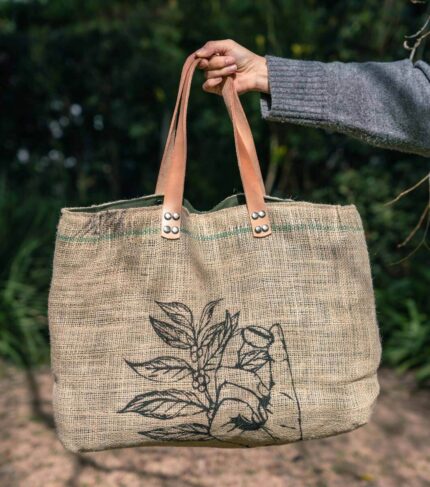 Bolso de arpillera café